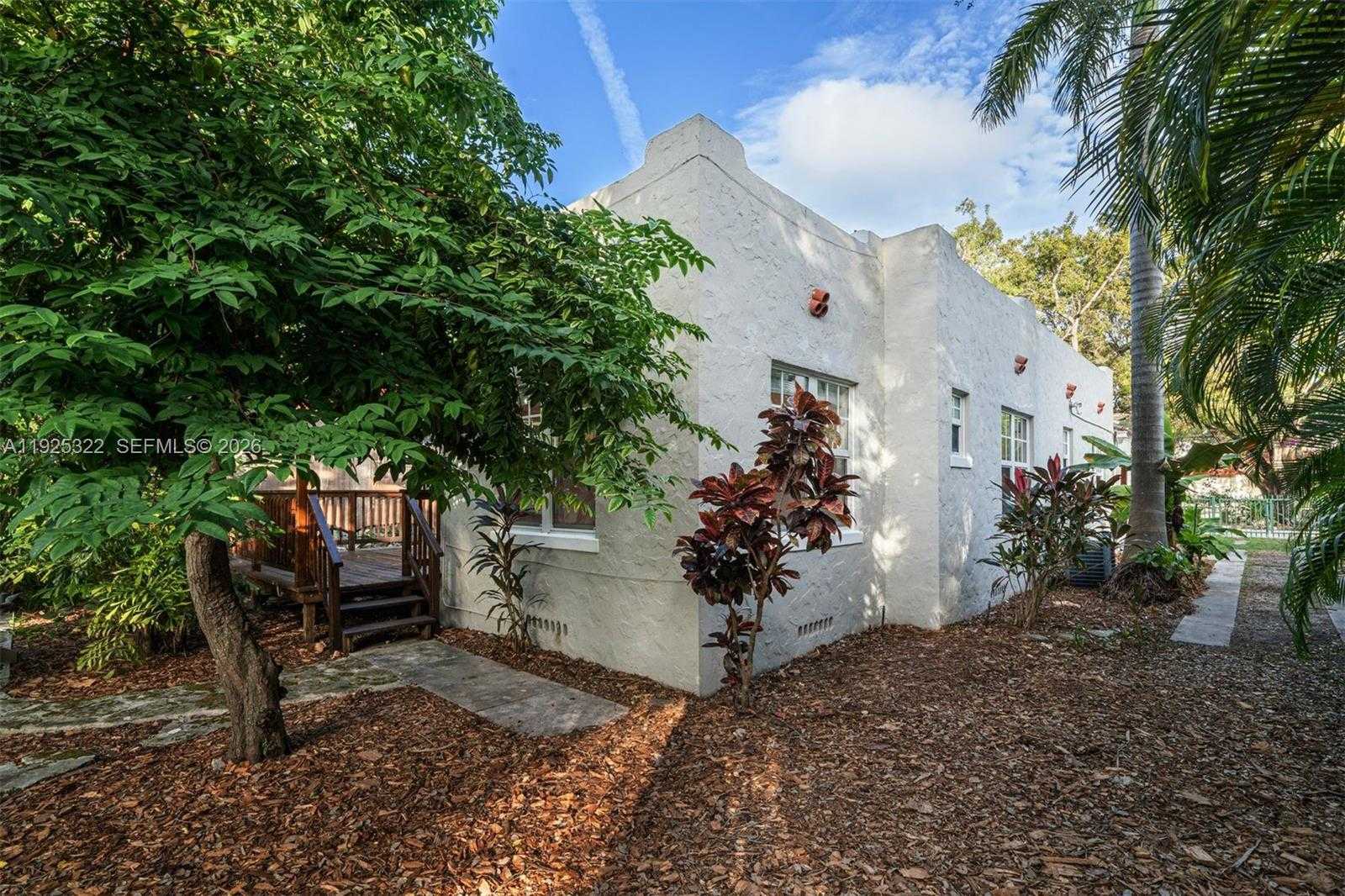 Small Image of 828 NORTH WEST 9TH AVE, Miami Number 11