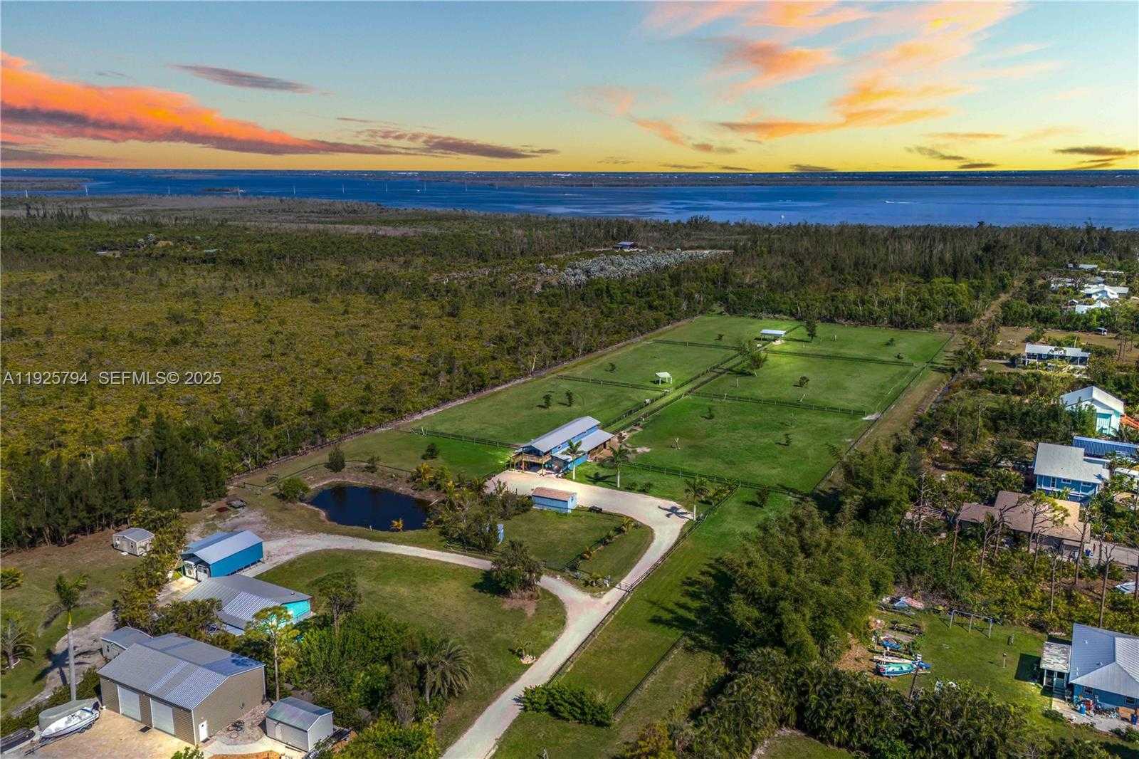 Small Image of 6050 STRINGFELLOW, Other City - In The State Of Florida Number 10