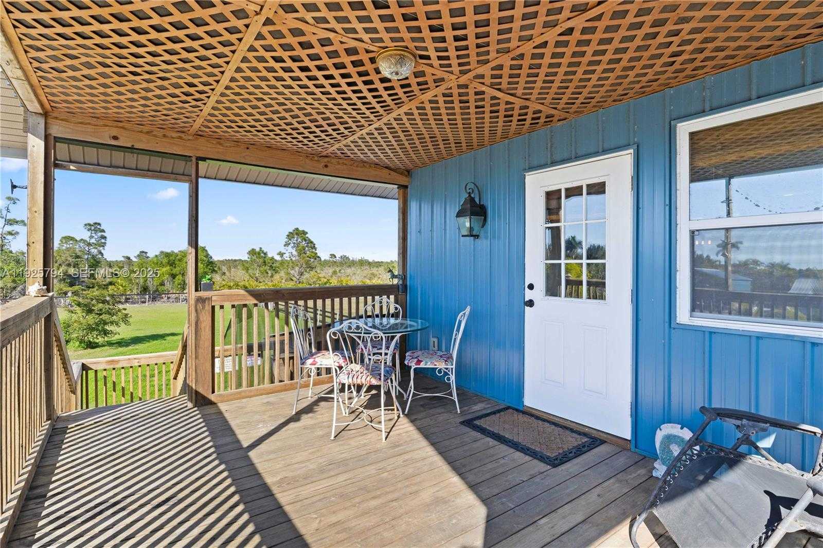 Small Image of 6050 STRINGFELLOW, Other City - In The State Of Florida Number 12