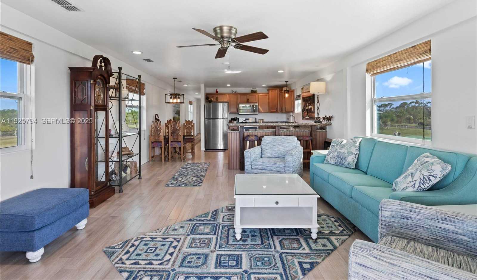 Small Image of 6050 STRINGFELLOW, Other City - In The State Of Florida Number 13