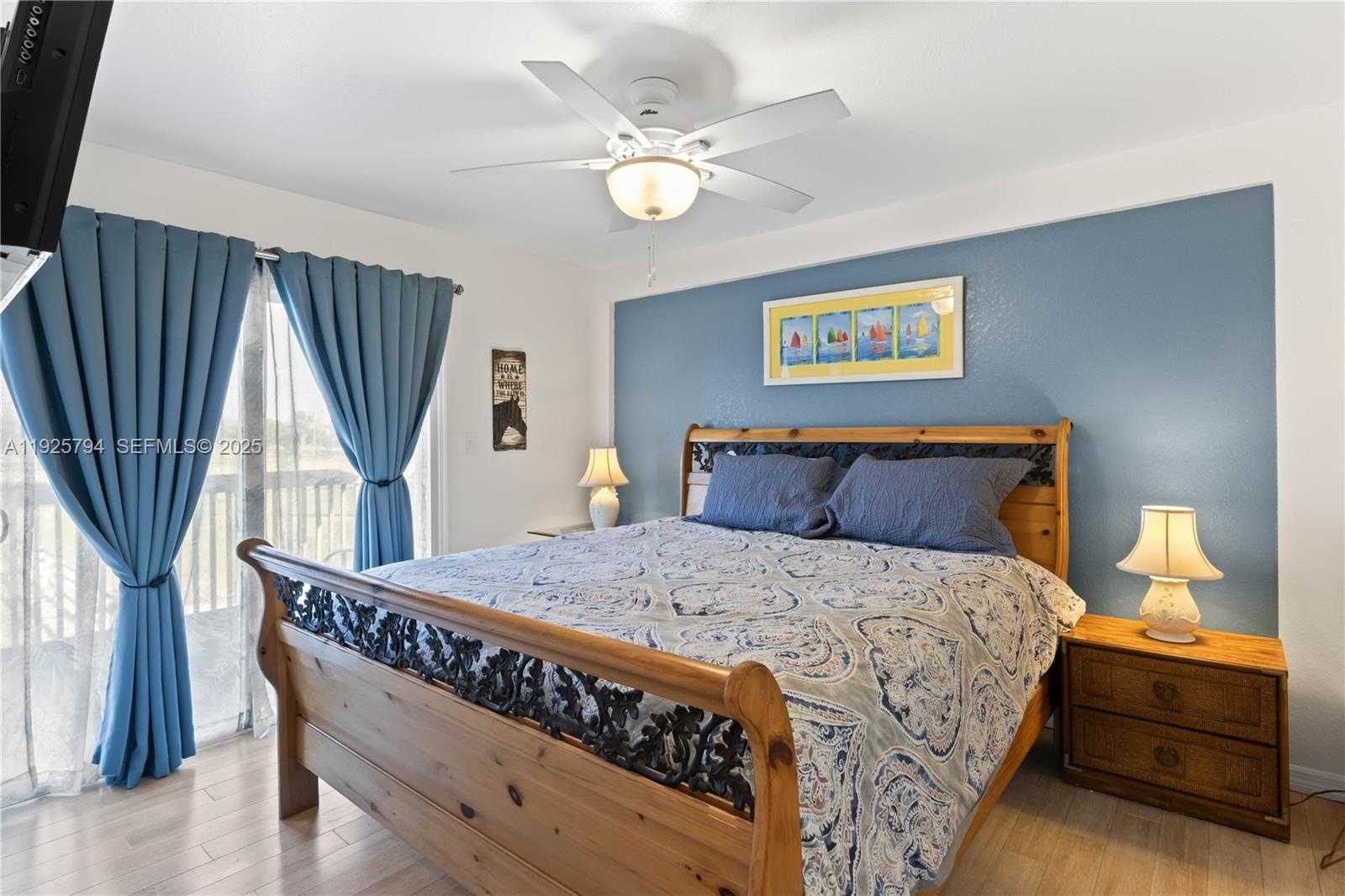 Small Image of 6050 STRINGFELLOW, Other City - In The State Of Florida Number 17