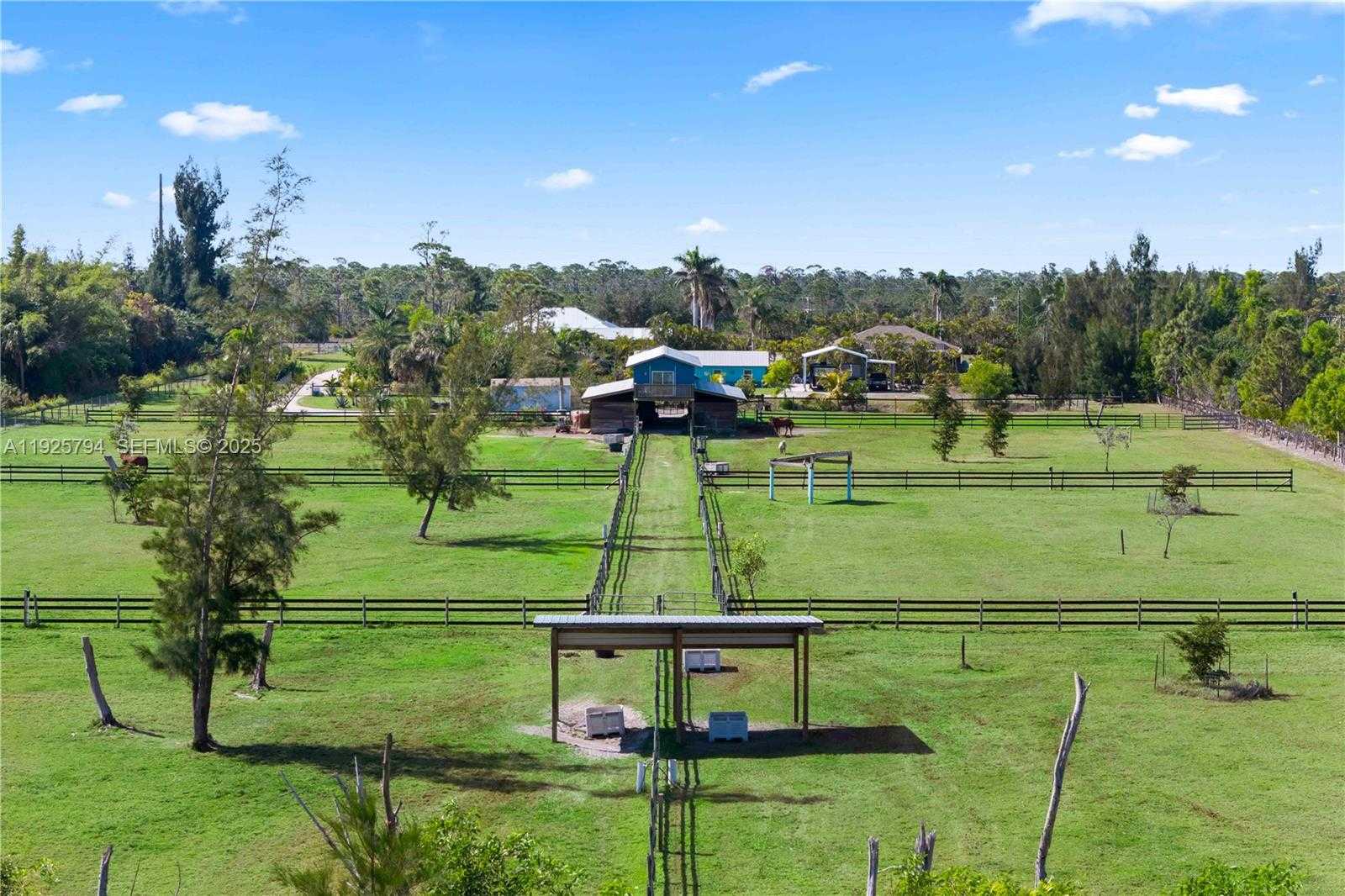 Small Image of 6050 STRINGFELLOW, Other City - In The State Of Florida Number 2