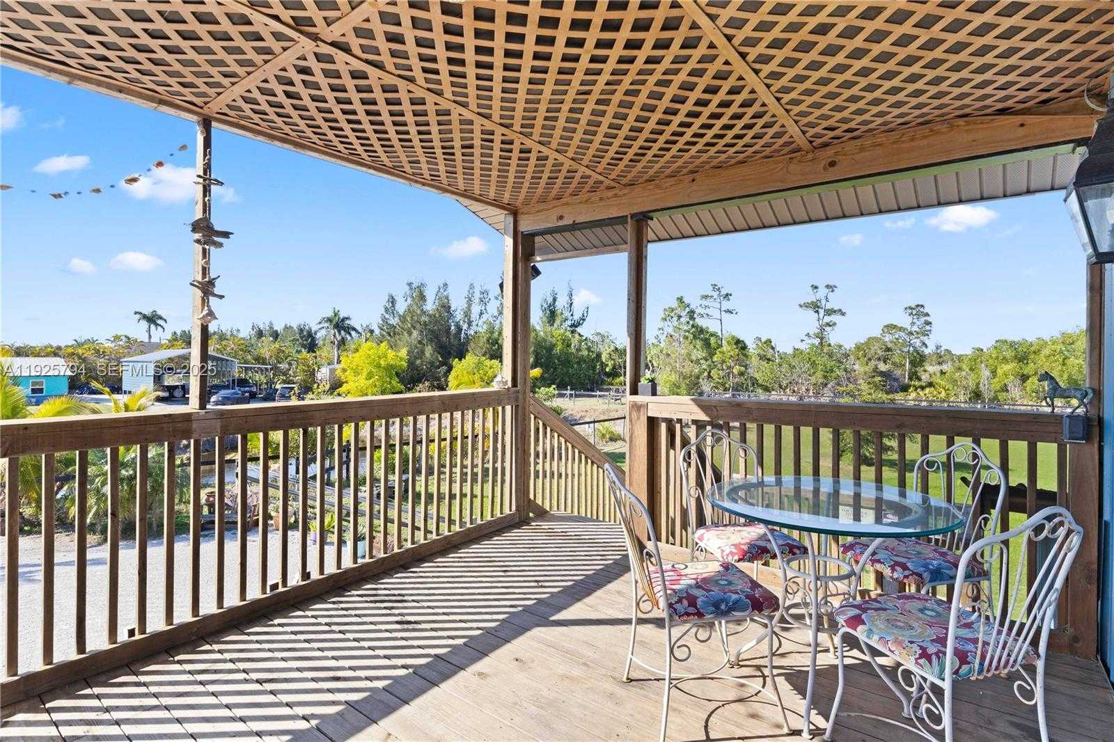 Small Image of 6050 STRINGFELLOW, Other City - In The State Of Florida Number 21