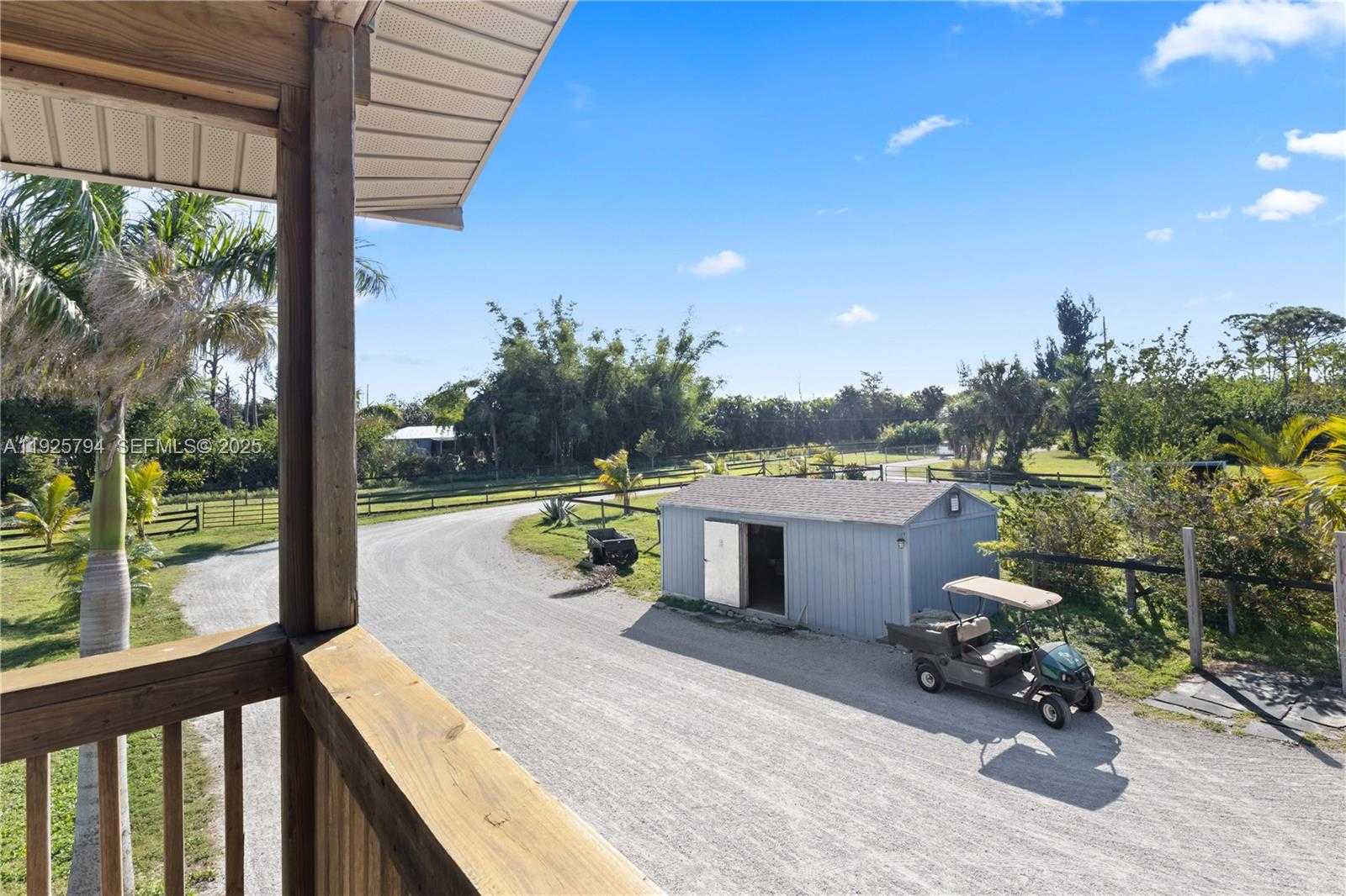 Small Image of 6050 STRINGFELLOW, Other City - In The State Of Florida Number 22