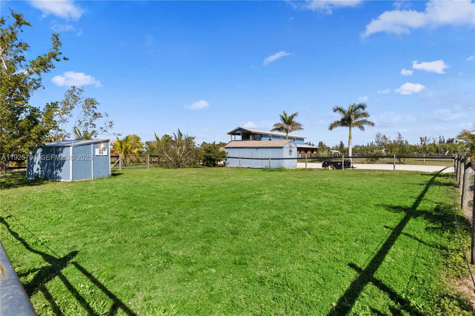 Small Image of 6050 STRINGFELLOW, Other City - In The State Of Florida Number 29