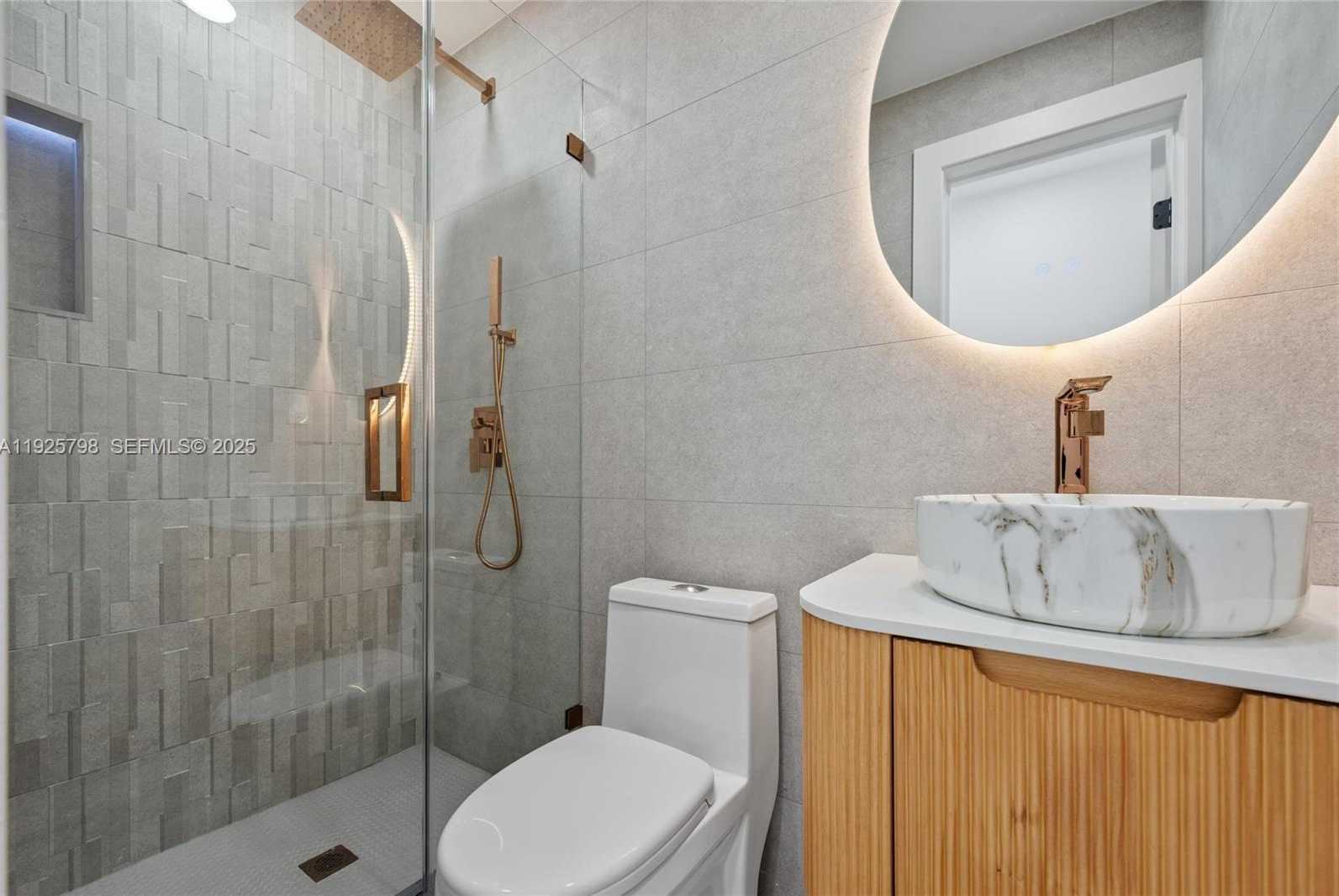 Small Image of 1218 LINCOLN ST, Hollywood Number 18