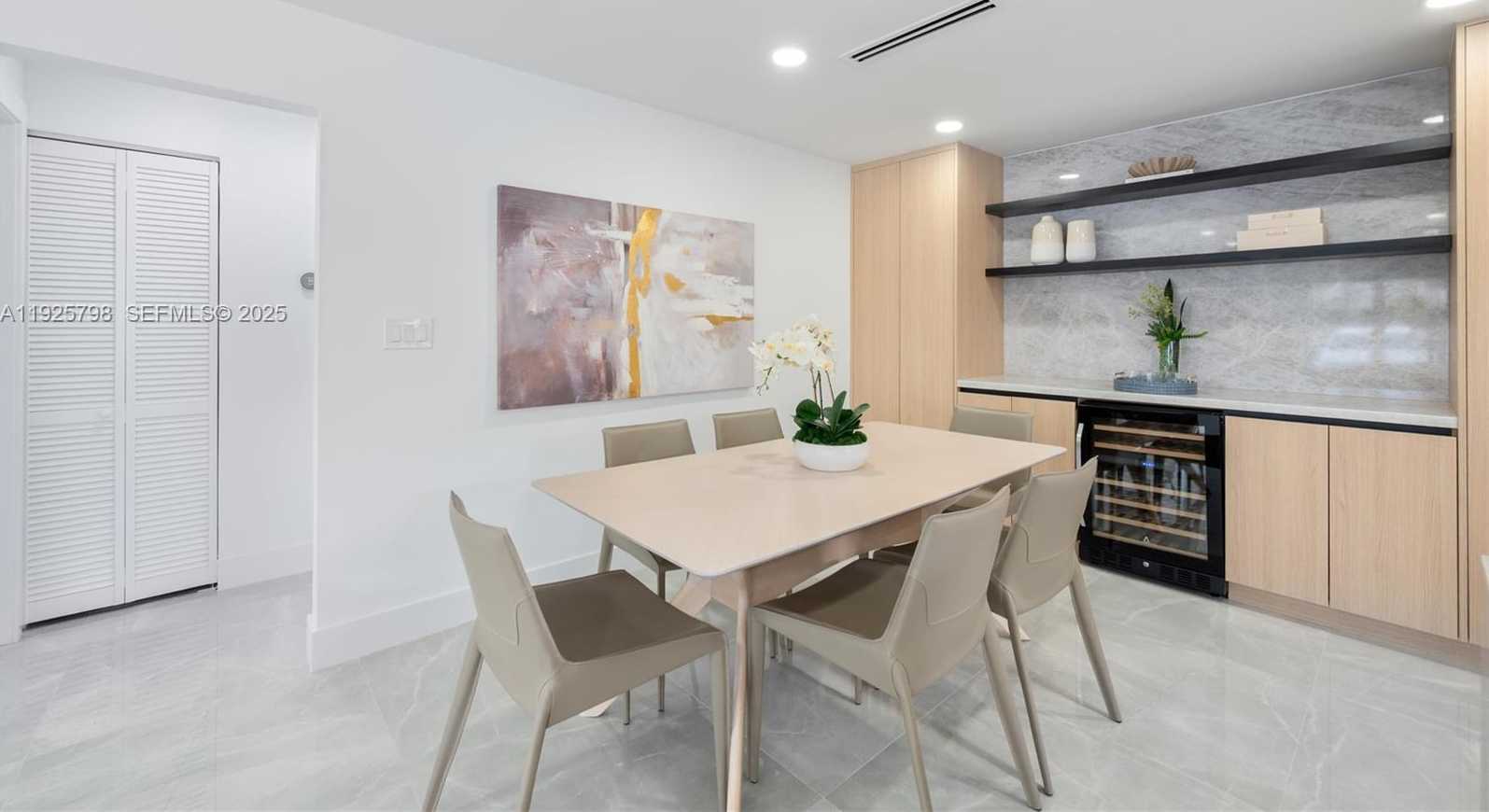 Small Image of 1218 LINCOLN ST, Hollywood Number 9