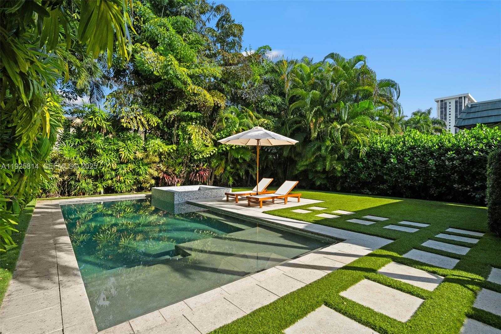 Small Image of 45 SOUTH WEST 19TH RD, Miami Number 14