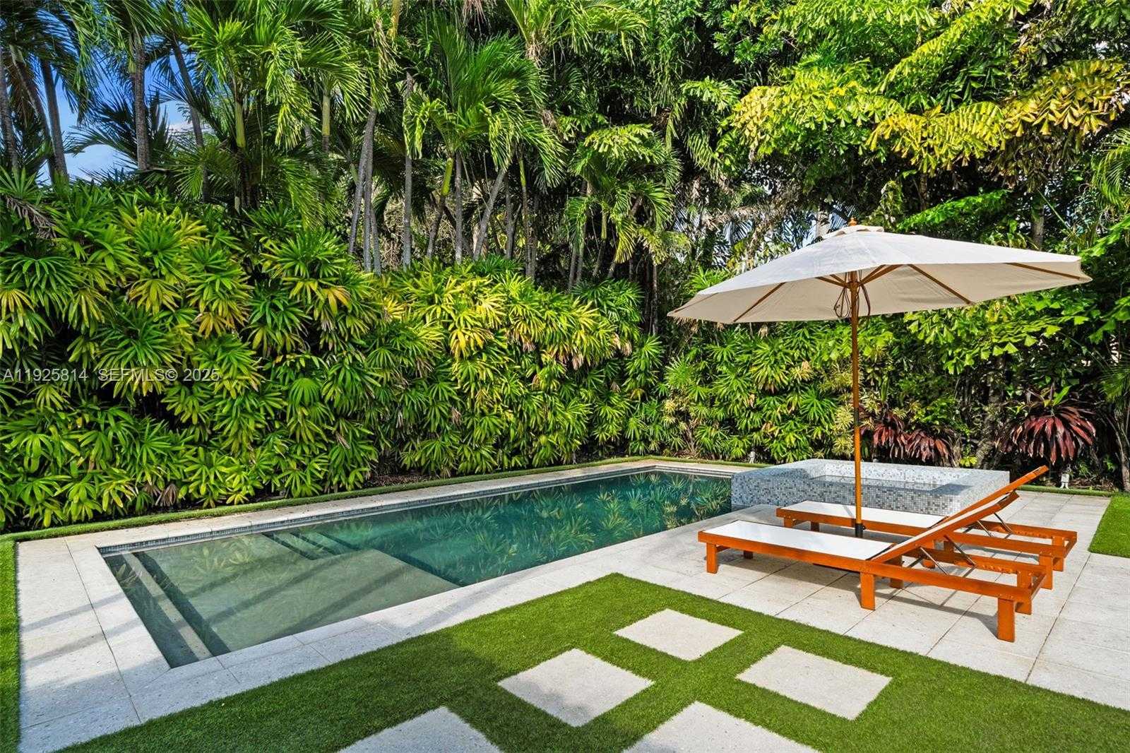 Small Image of 45 SOUTH WEST 19TH RD, Miami Number 16