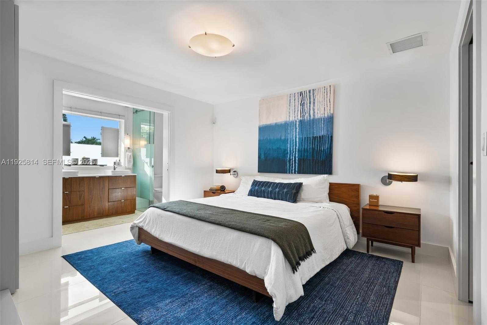 Small Image of 45 SOUTH WEST 19TH RD, Miami Number 18