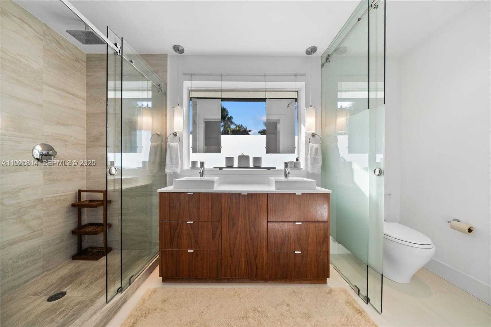 Small Image of 45 SOUTH WEST 19TH RD, Miami Number 20