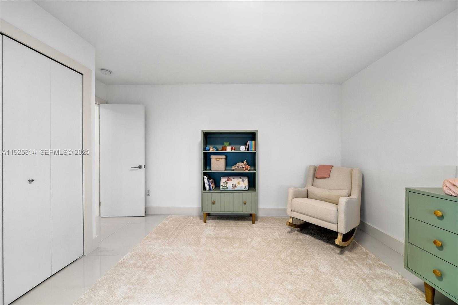 Small Image of 45 SOUTH WEST 19TH RD, Miami Number 25