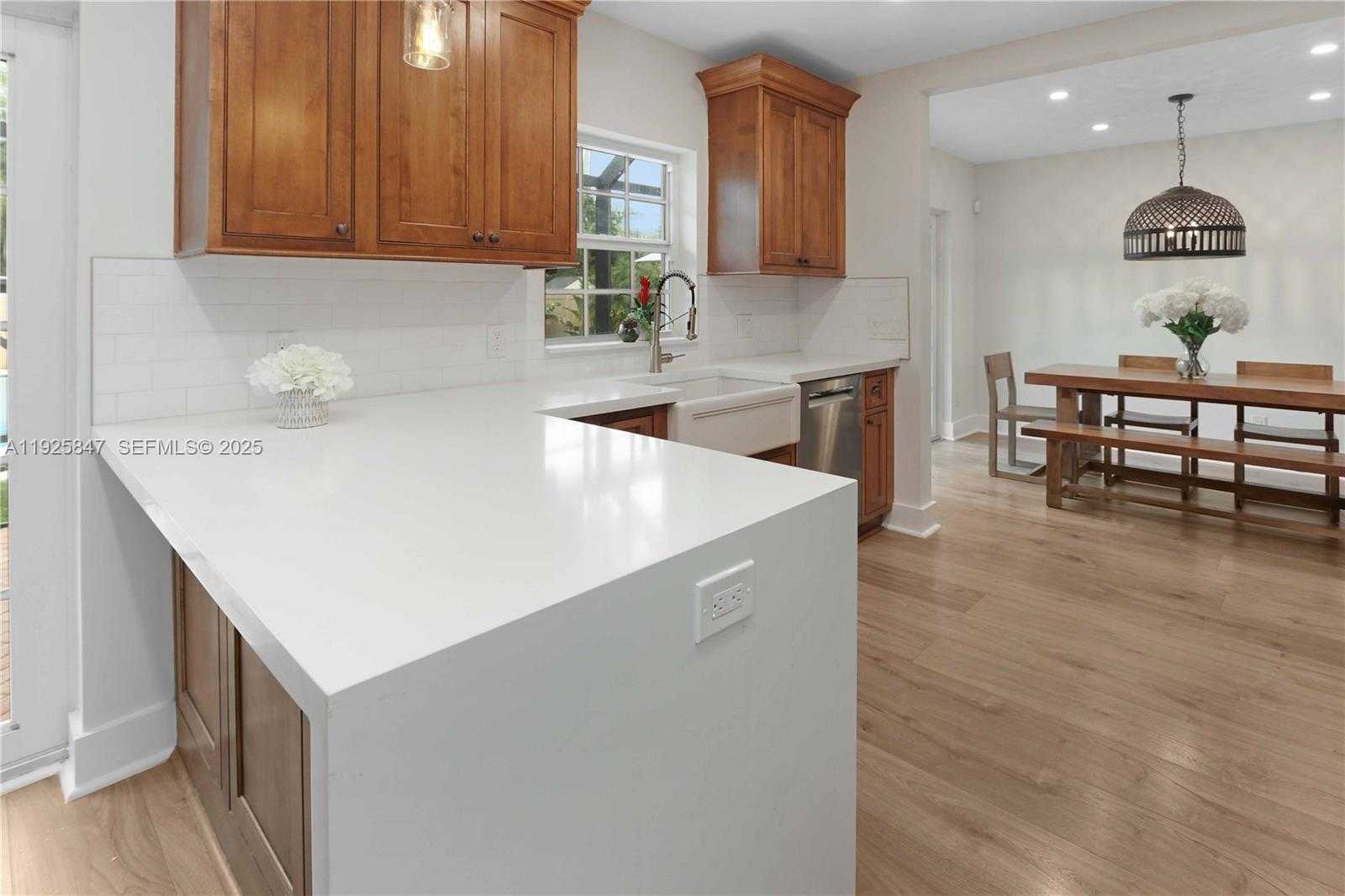 Small Image of 1417 JACKSON ST, Hollywood Number 16