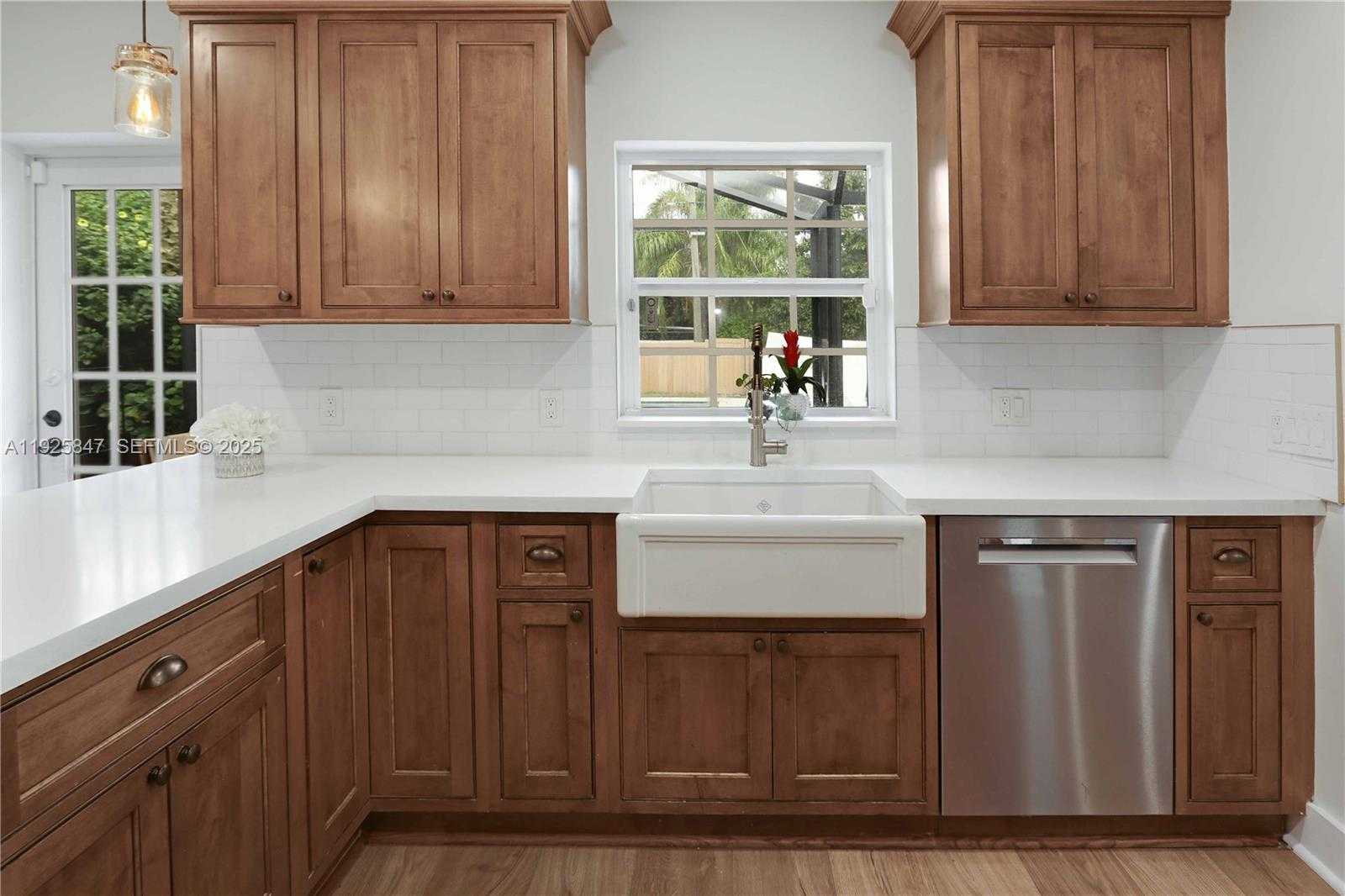 Small Image of 1417 JACKSON ST, Hollywood Number 18