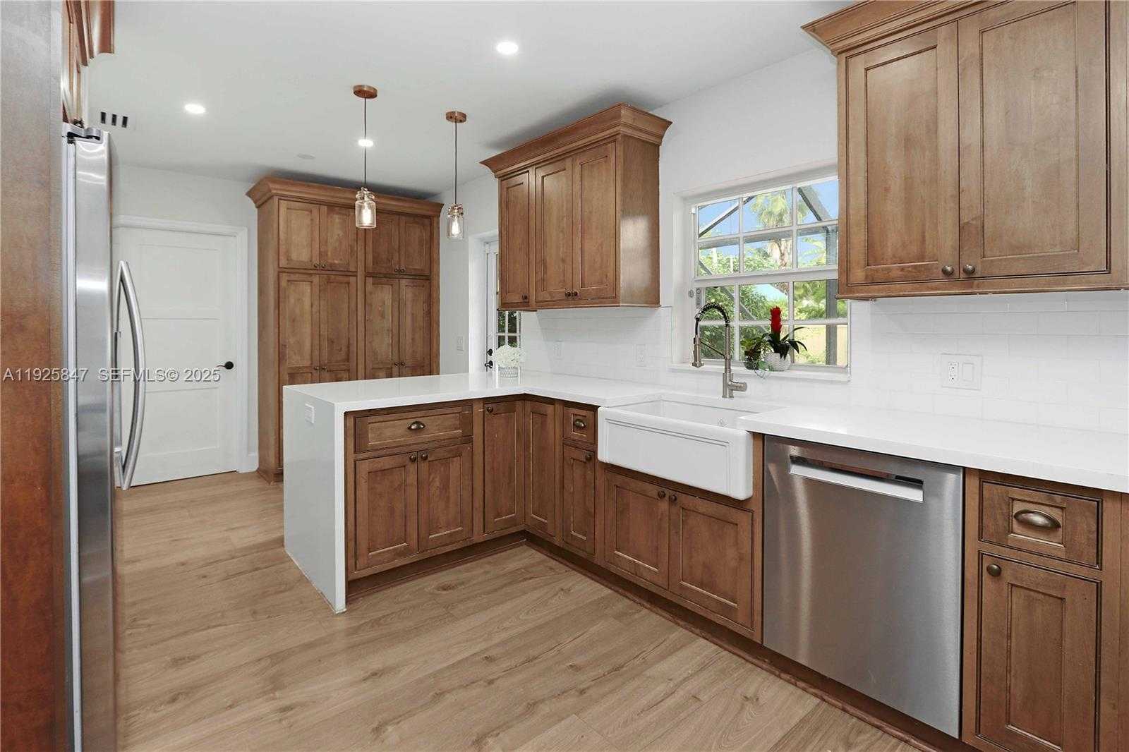 Small Image of 1417 JACKSON ST, Hollywood Number 19