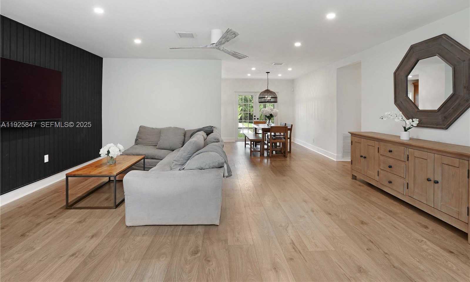 Small Image of 1417 JACKSON ST, Hollywood Number 8