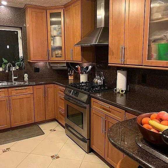 Small Image of 450 SOUTH EAST 6TH TER, Pompano Beach Number 7