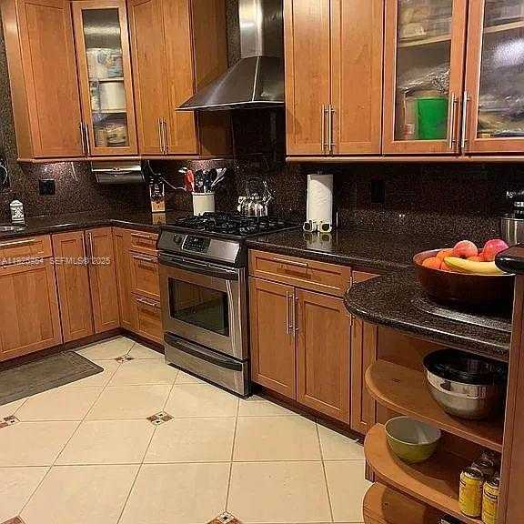 Small Image of 450 SOUTH EAST 6TH TER, Pompano Beach Number 8