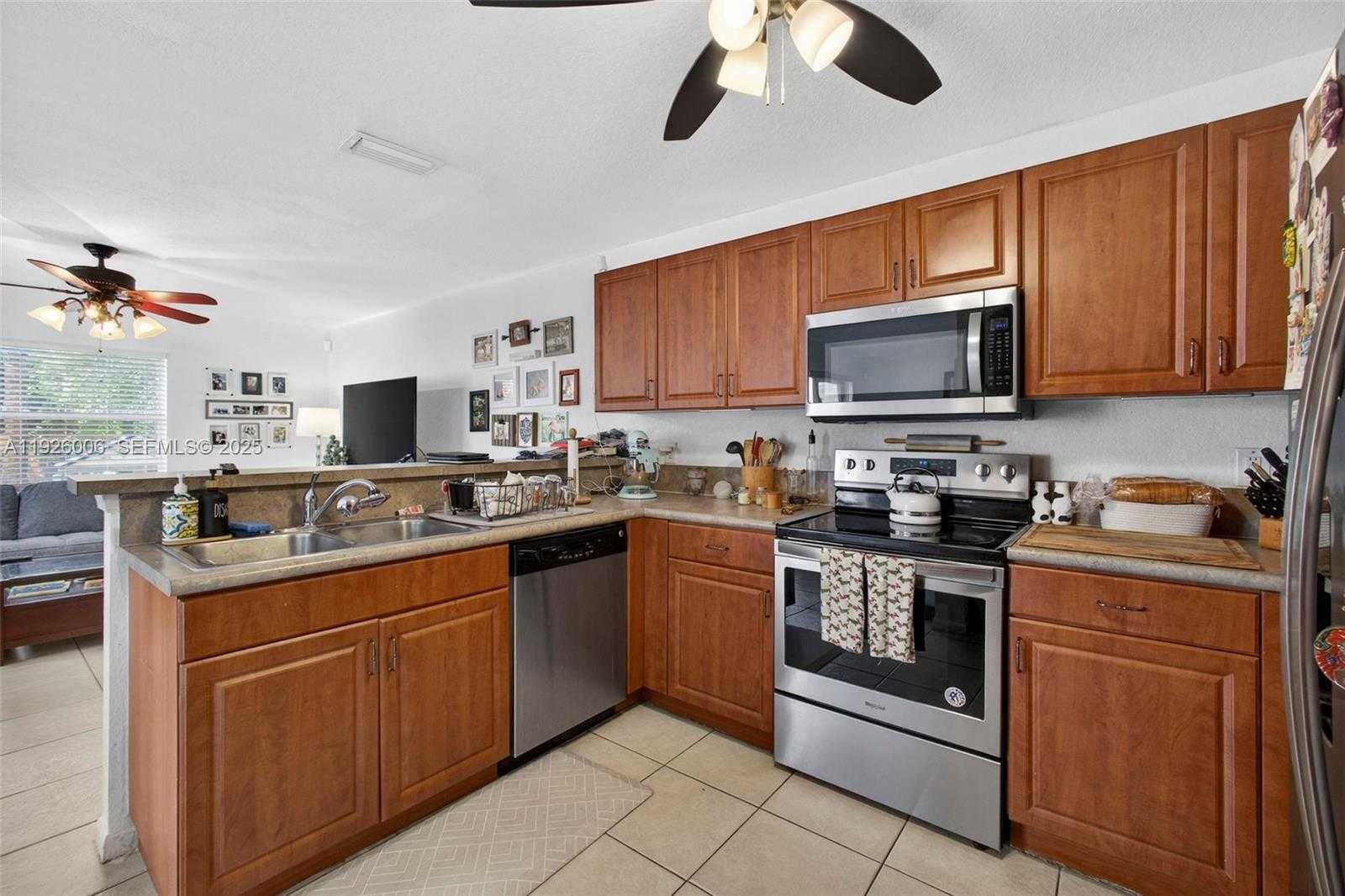 Small Image of 3342 BLUE FIN DR, West Palm Beach Number 14