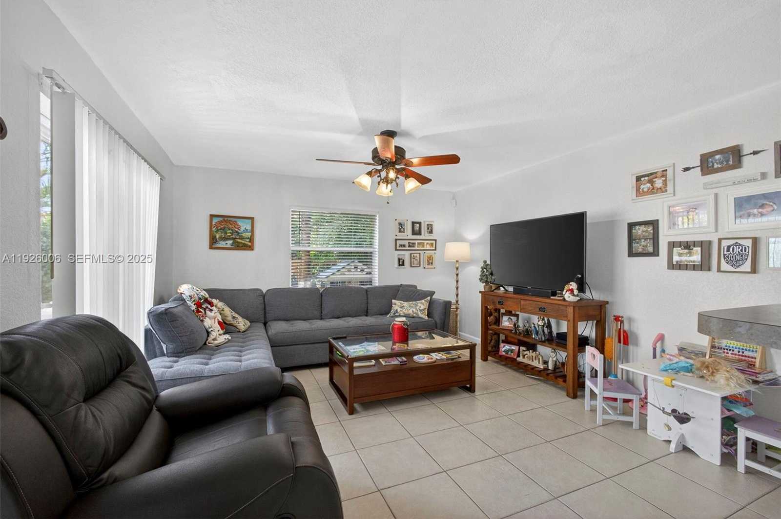 Small Image of 3342 BLUE FIN DR, West Palm Beach Number 8