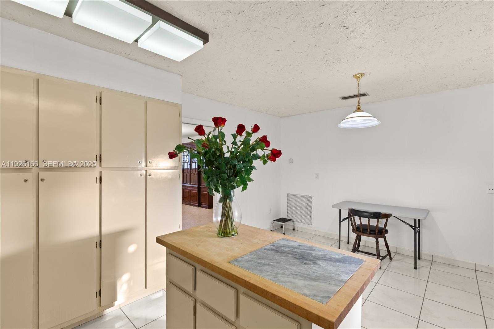 Small Image of 612 MINORCA AVE, Coral Gables Number 30