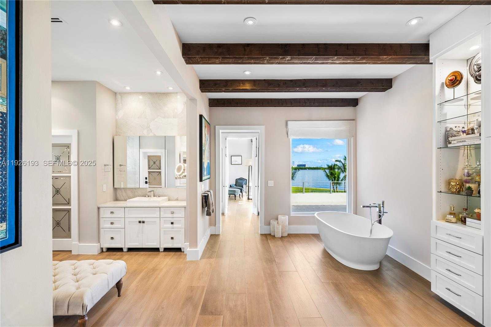 Small Image of 3333 POINCIANA AVE, Miami Number 29