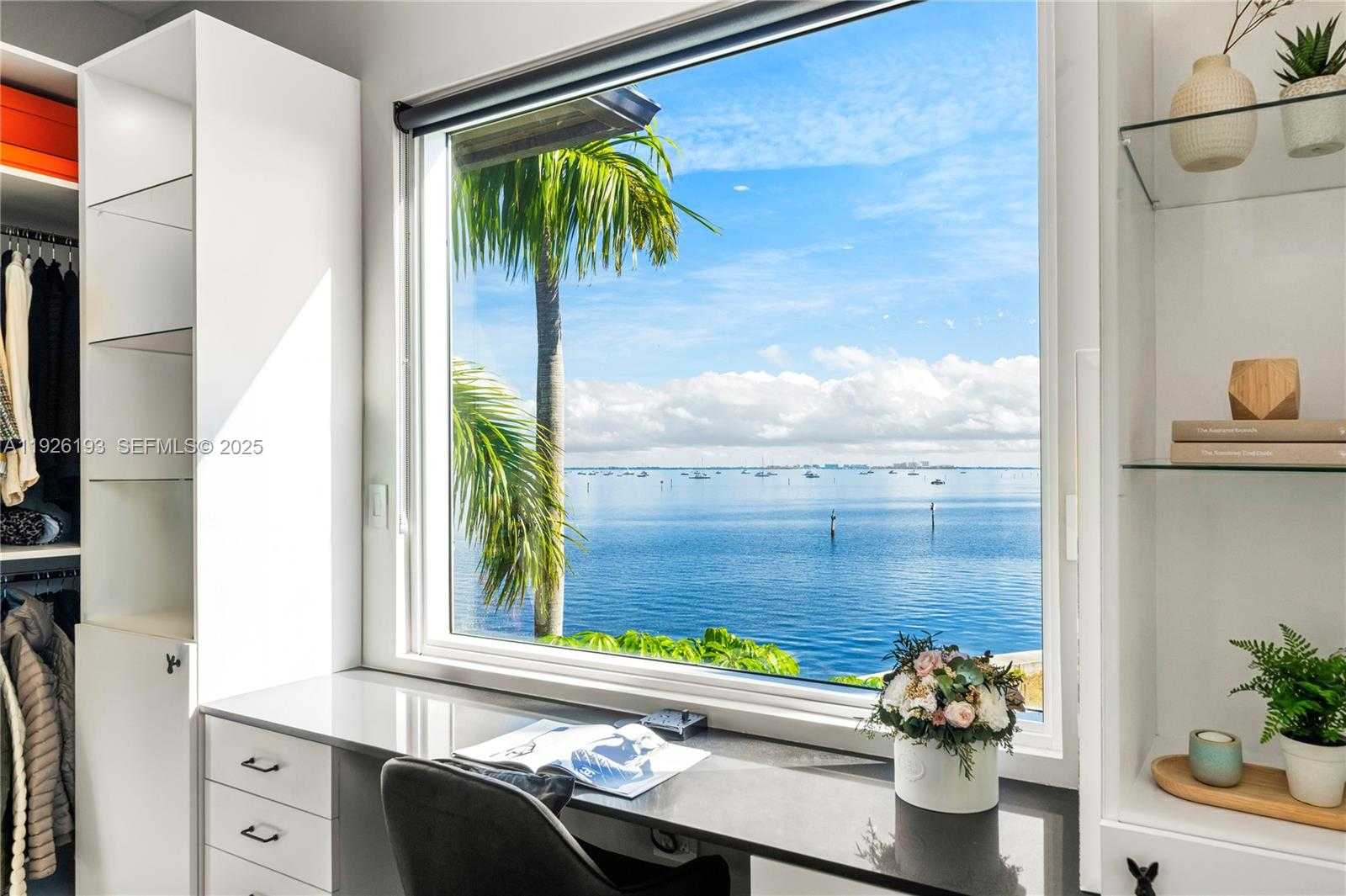 Small Image of 3333 POINCIANA AVE, Miami Number 31