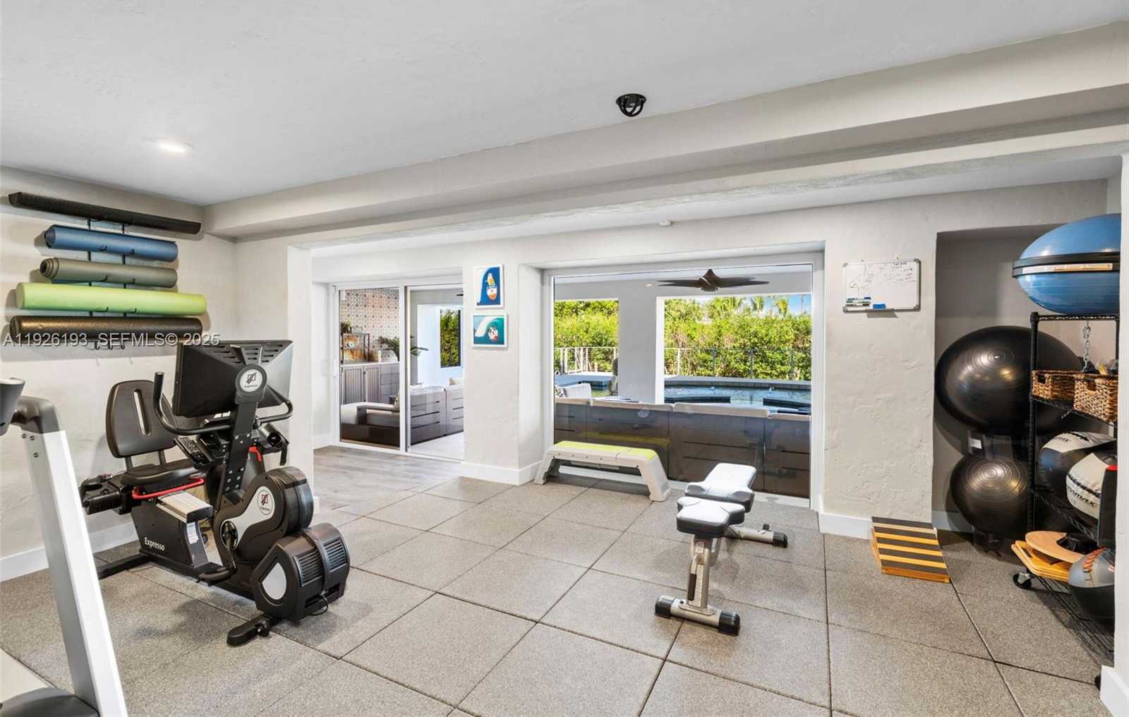 Small Image of 3333 POINCIANA AVE, Miami Number 42