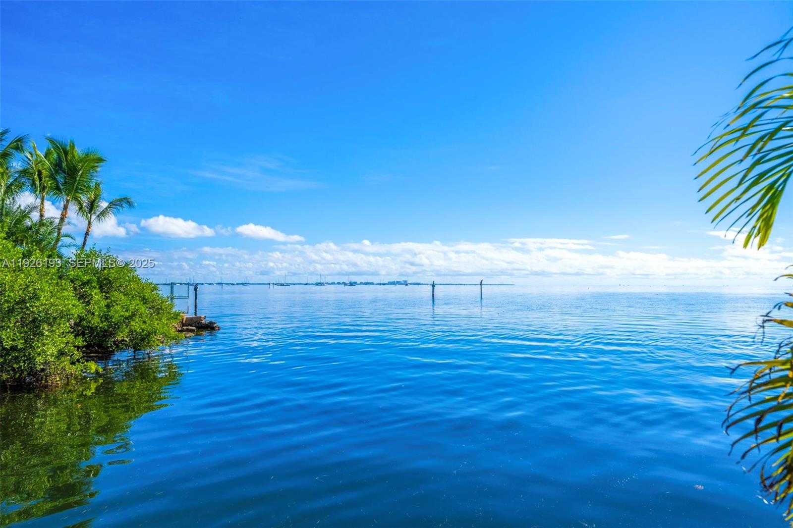 Small Image of 3333 POINCIANA AVE, Miami Number 48