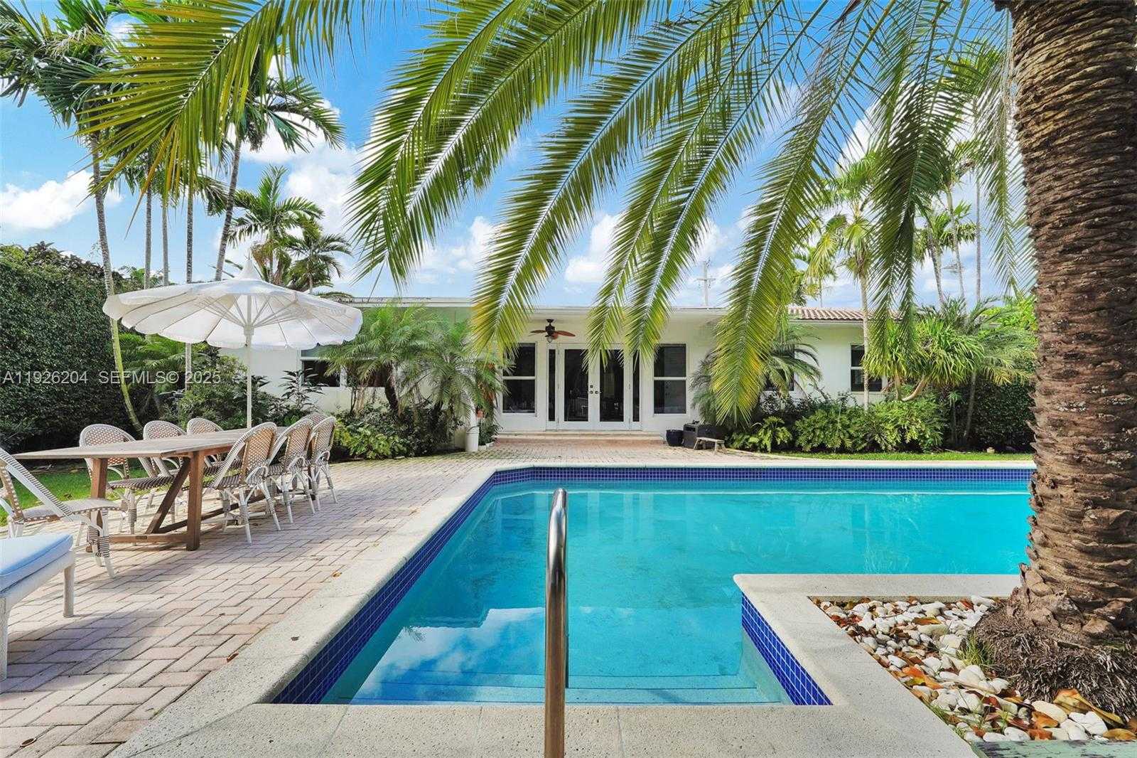 Small Image of 10121 EAST BROADVIEW DR, Bay Harbor Islands Number 17