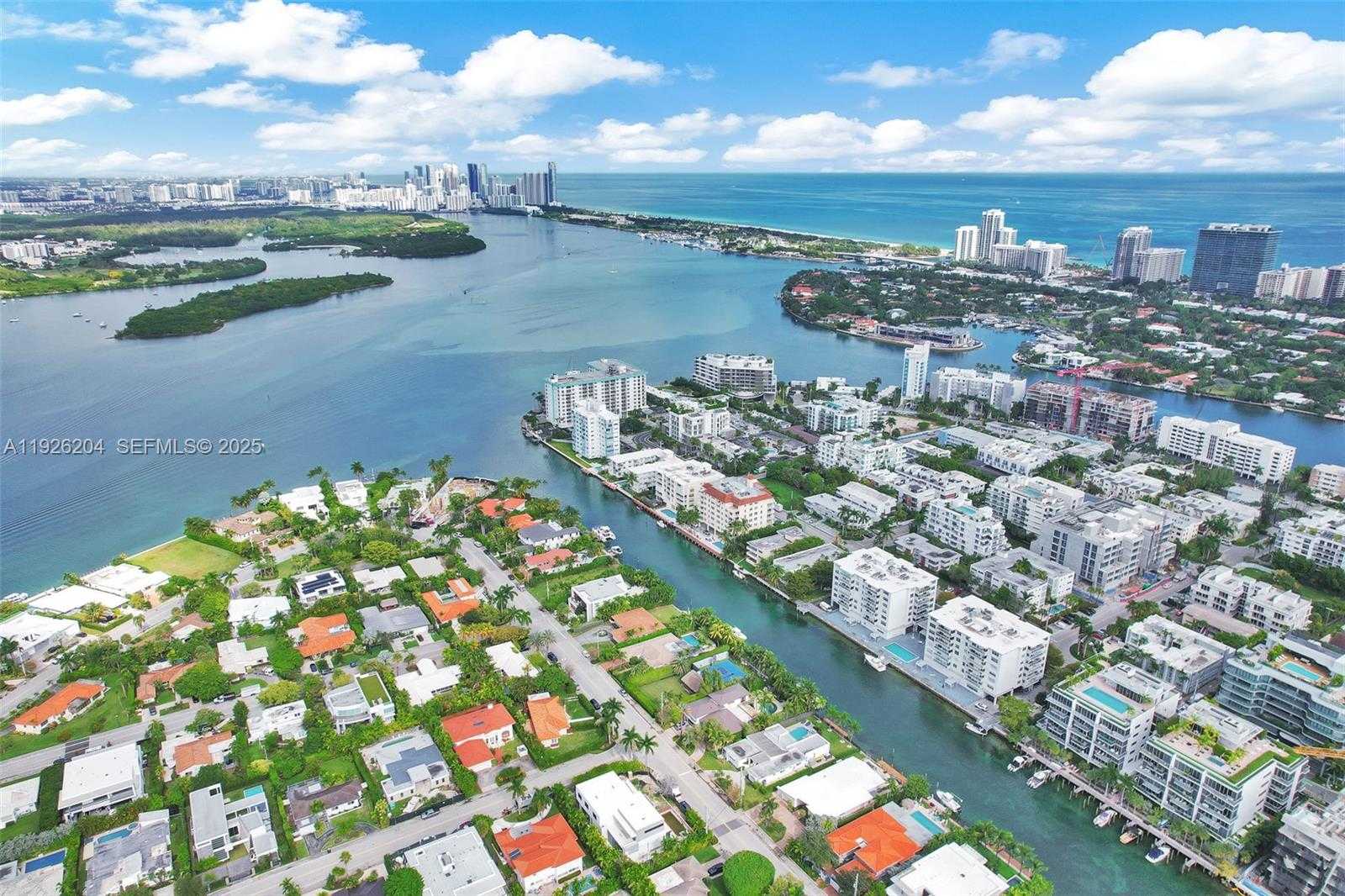 Small Image of 10121 EAST BROADVIEW DR, Bay Harbor Islands Number 3