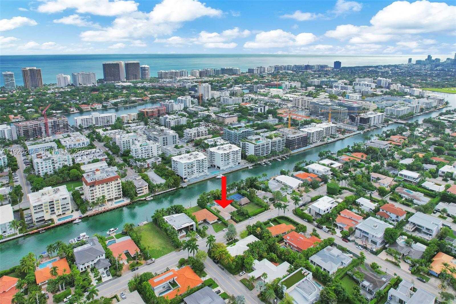 Small Image of 10121 EAST BROADVIEW DR, Bay Harbor Islands Number 8