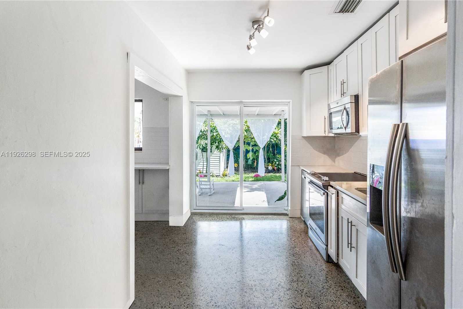 Small Image of 5300 NORTH WEST 1ST AVE, Oakland Park Number 8