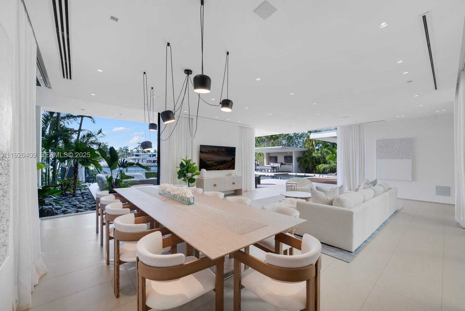 Small Image of 6480 ALLISON RD, Miami Beach Number 14