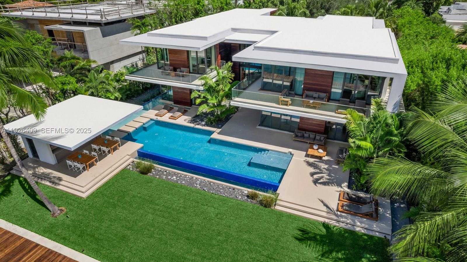 Small Image of 6480 ALLISON RD, Miami Beach Number 35