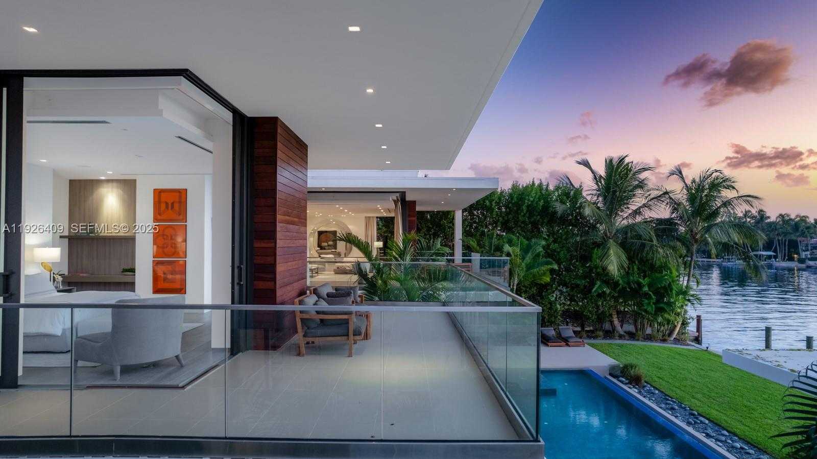 Small Image of 6480 ALLISON RD, Miami Beach Number 48