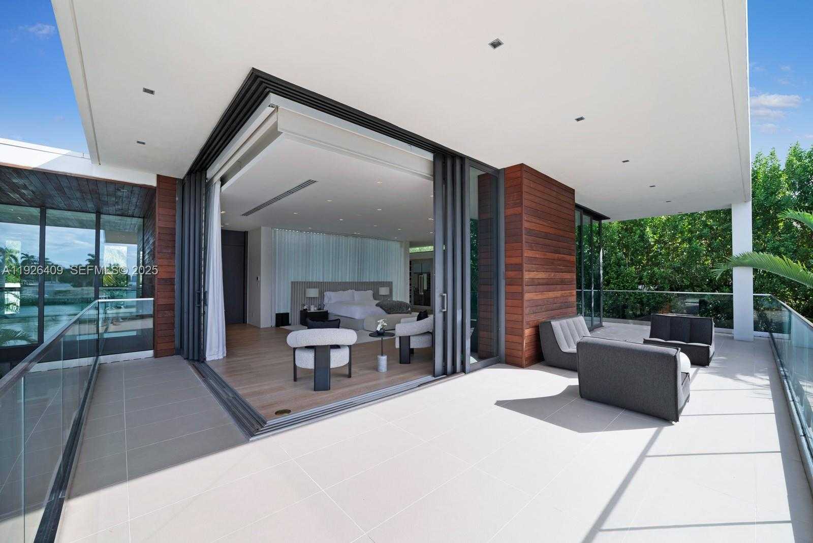 Small Image of 6480 ALLISON RD, Miami Beach Number 52