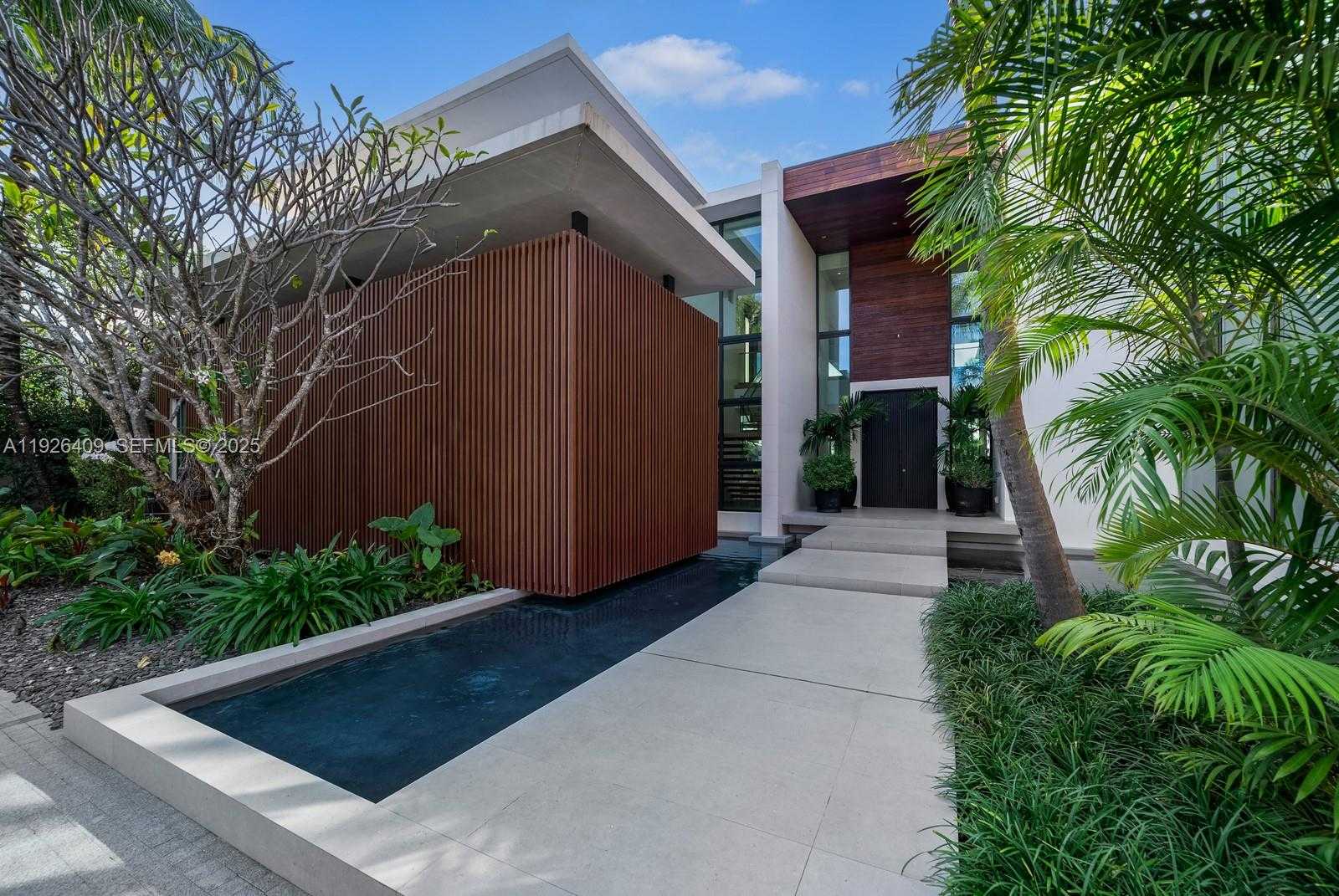 Small Image of 6480 ALLISON RD, Miami Beach Number 63