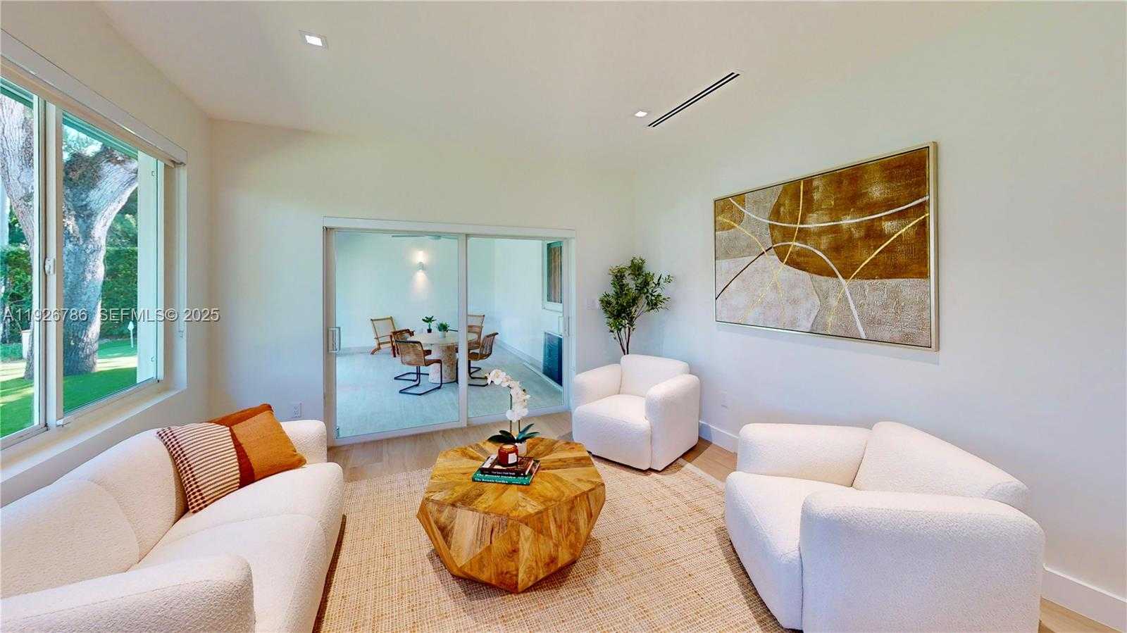 Small Image of 6011 MAYNADA ST, Coral Gables Number 13