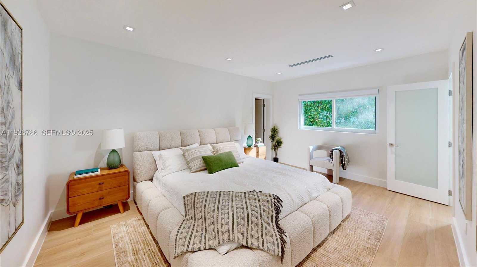 Small Image of 6011 MAYNADA ST, Coral Gables Number 16