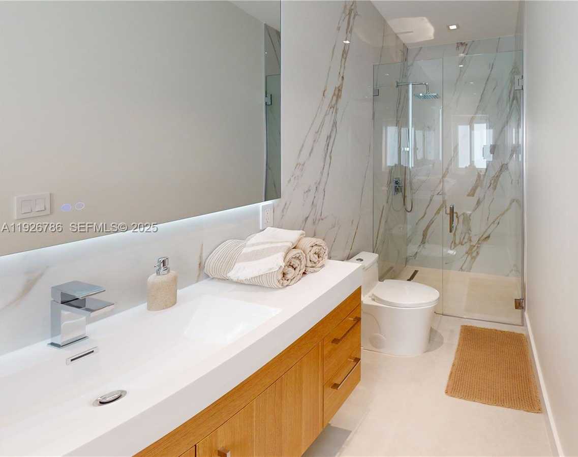 Small Image of 6011 MAYNADA ST, Coral Gables Number 23