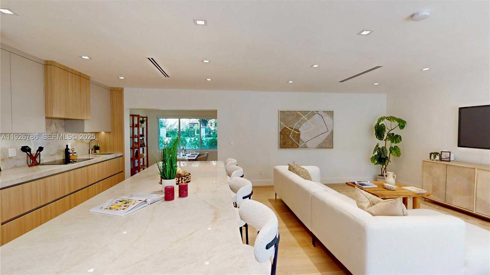 Small Image of 6011 MAYNADA ST, Coral Gables Number 7