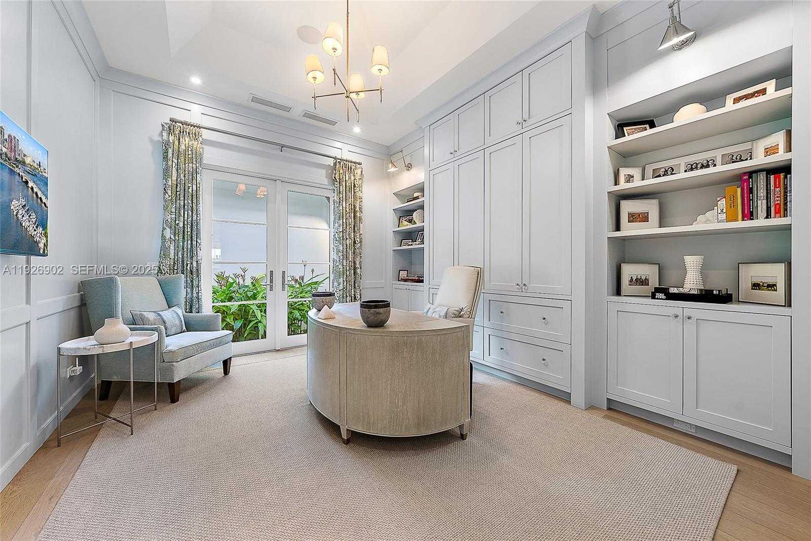 Small Image of 19651 RIVERSIDE DR, Jupiter Number 13