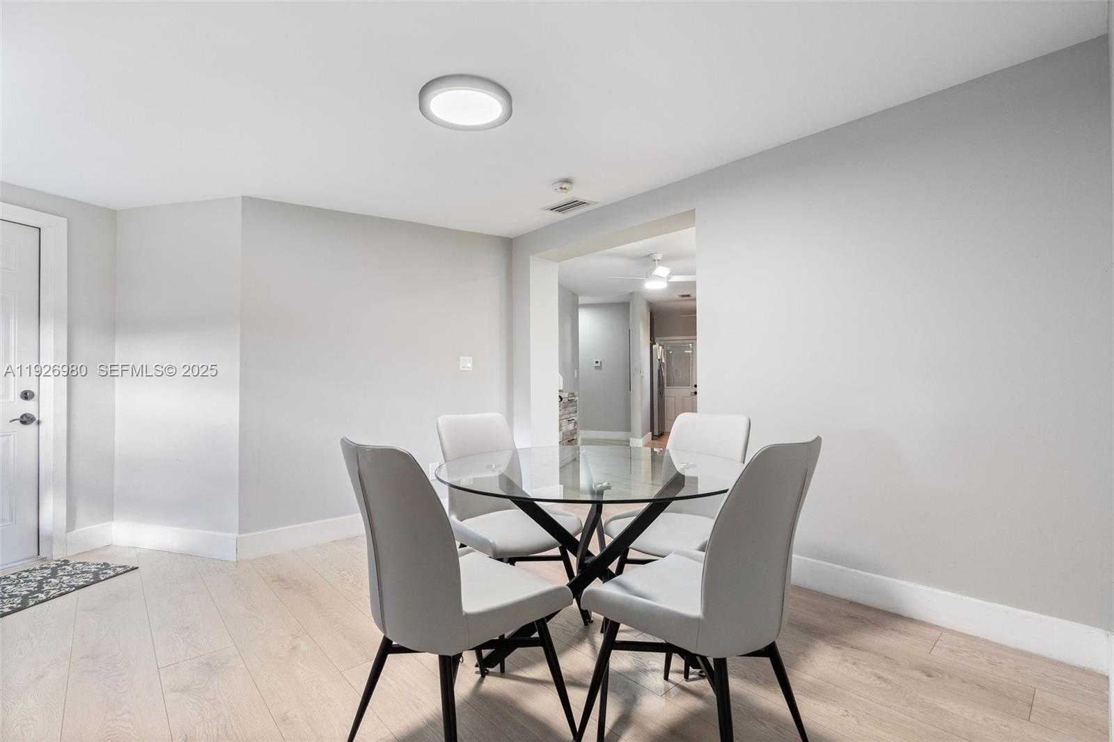 Small Image of 10650 NORTH EAST 11TH CT, Miami Shores Number 12