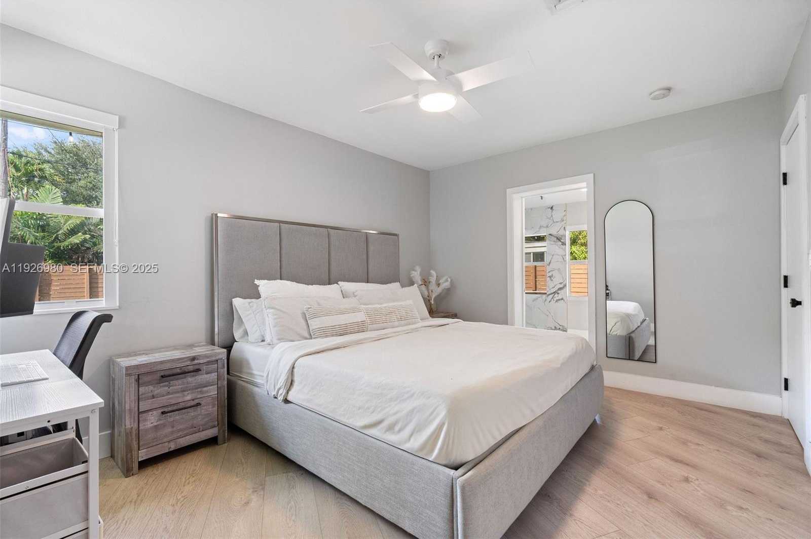 Small Image of 10650 NORTH EAST 11TH CT, Miami Shores Number 13