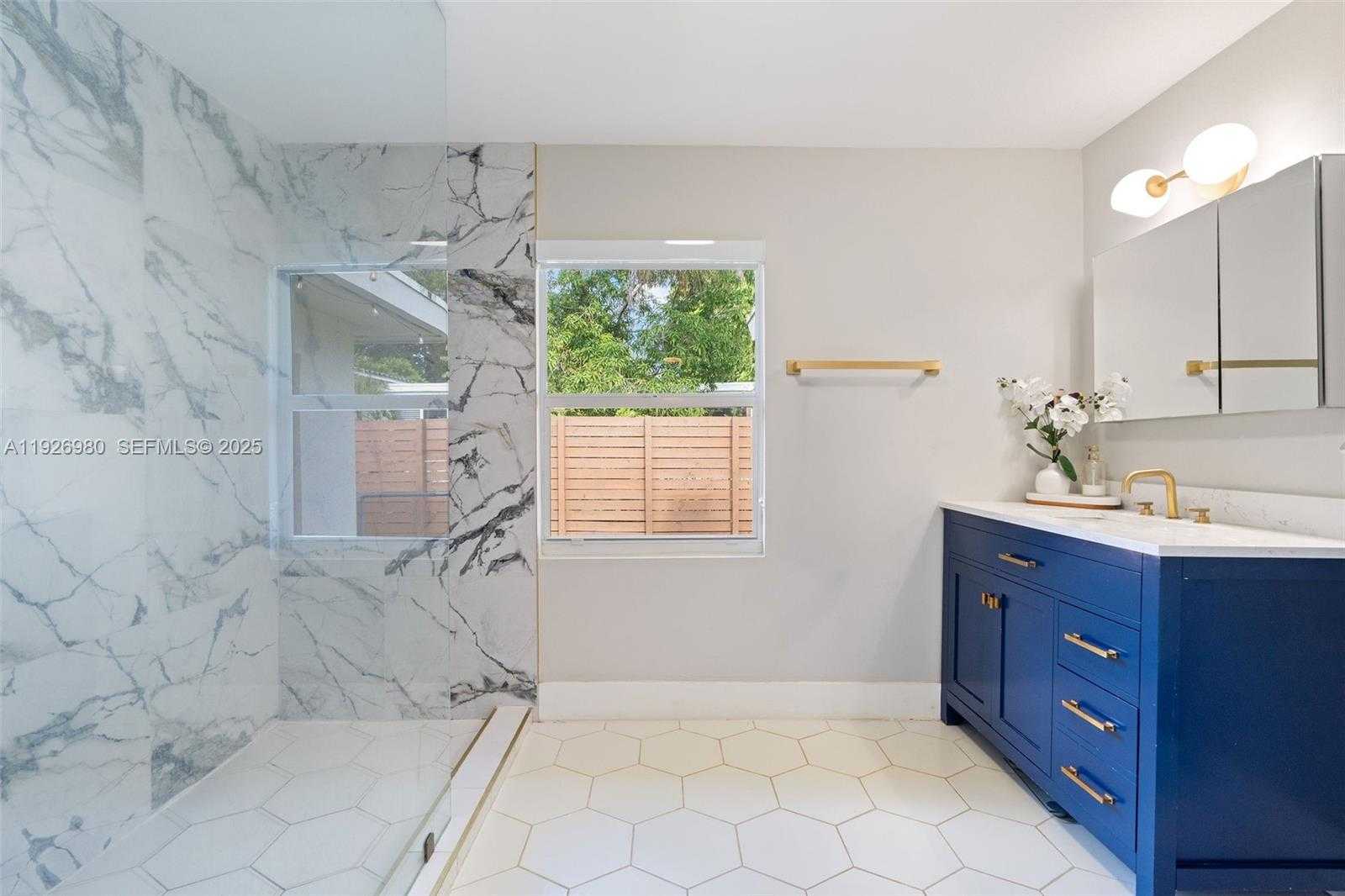 Small Image of 10650 NORTH EAST 11TH CT, Miami Shores Number 17