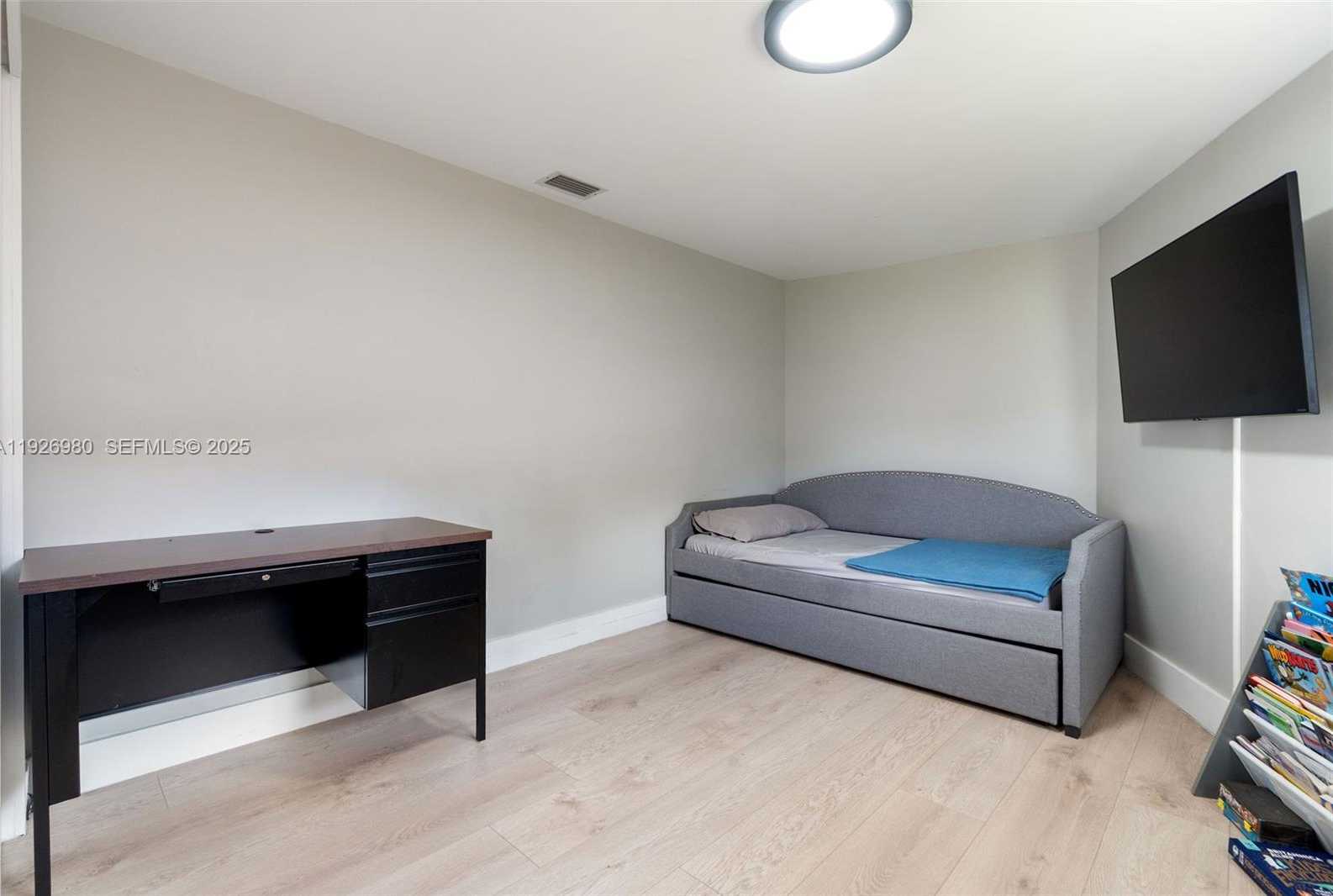 Small Image of 10650 NORTH EAST 11TH CT, Miami Shores Number 24