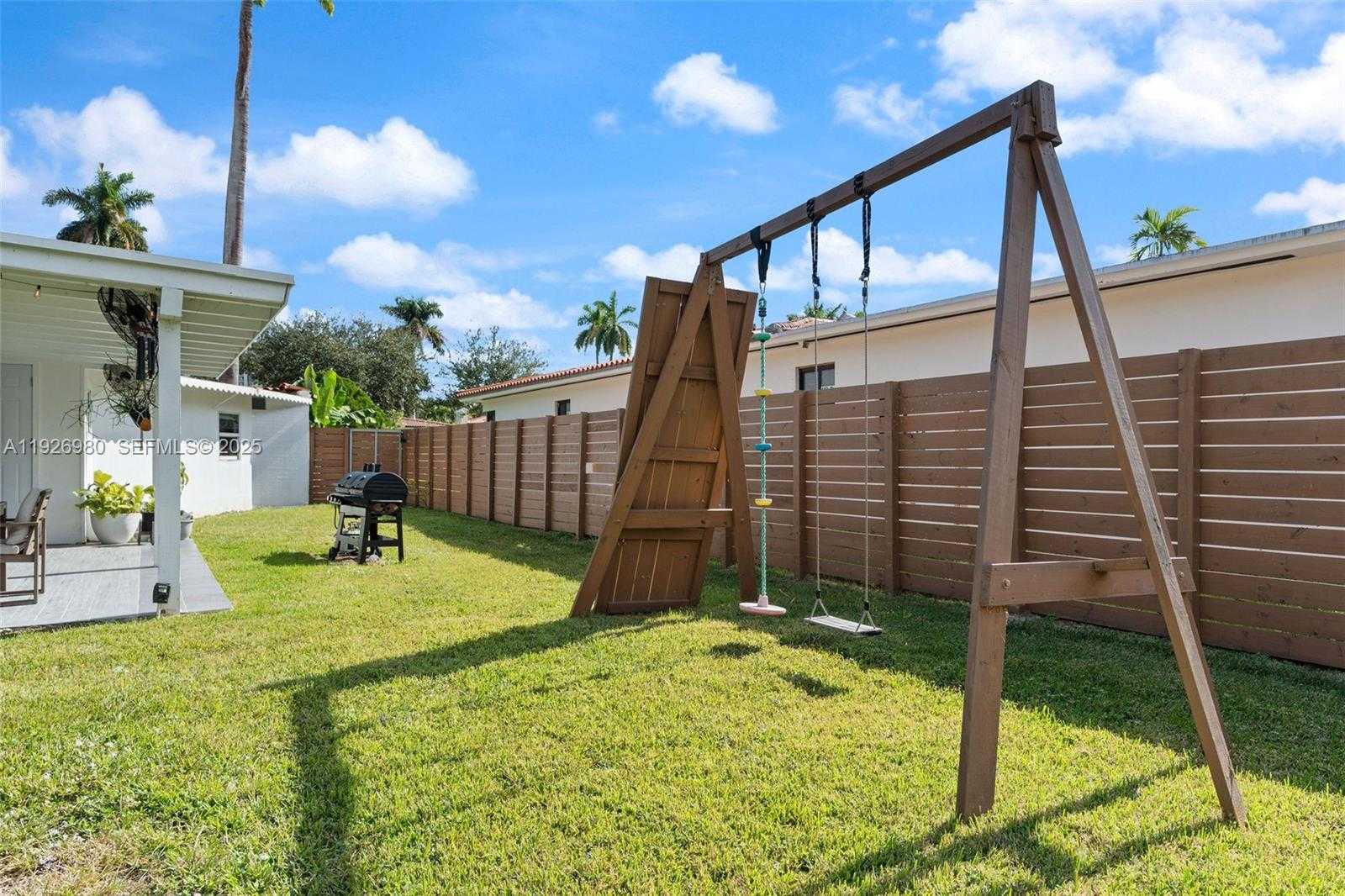 Small Image of 10650 NORTH EAST 11TH CT, Miami Shores Number 32