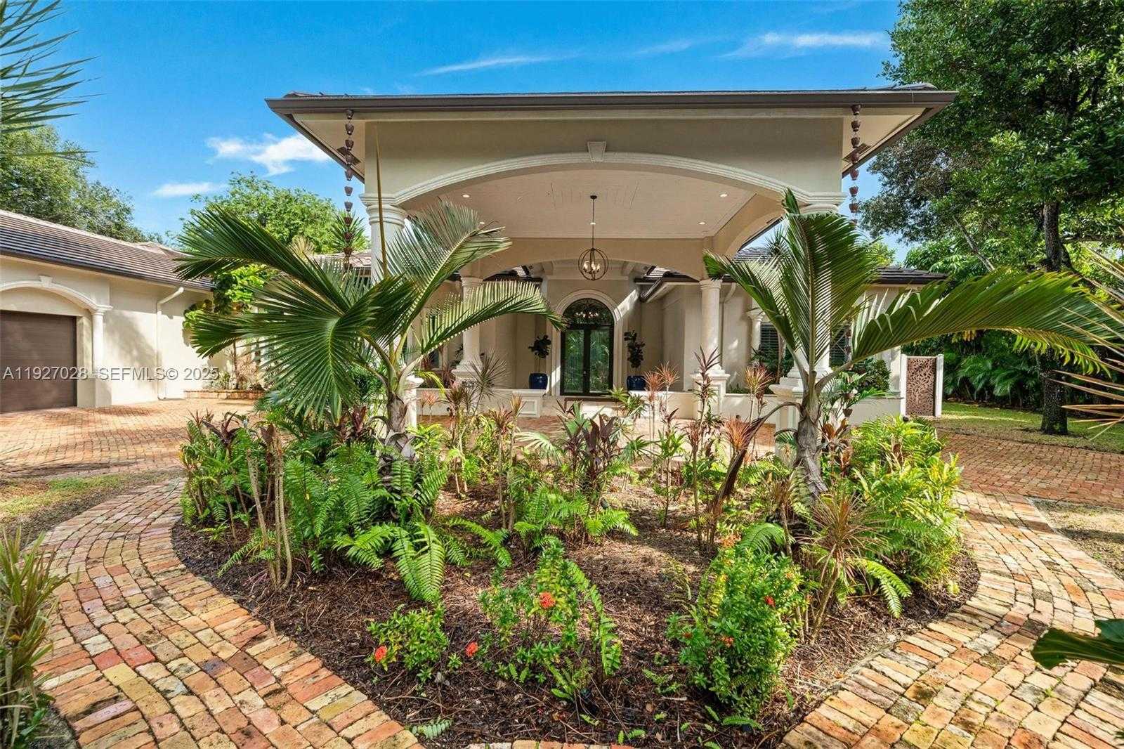 Small Image of 6890 SOUTH WEST 94TH ST, Pinecrest Number 13