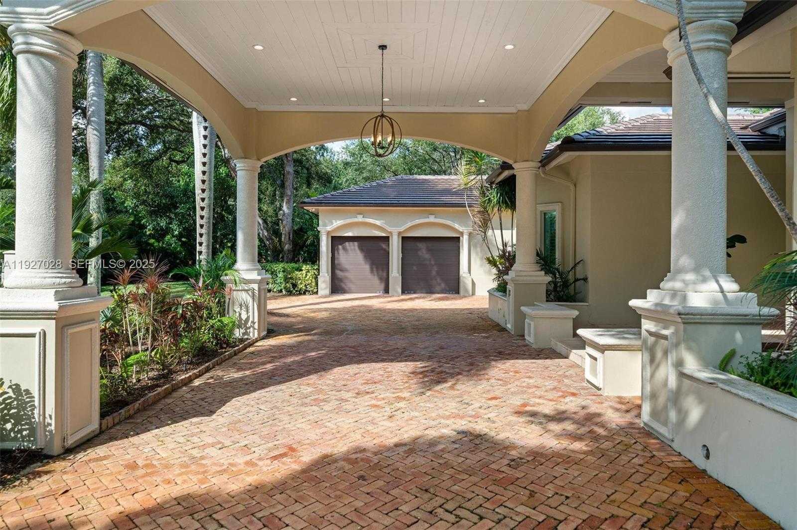 Small Image of 6890 SOUTH WEST 94TH ST, Pinecrest Number 18